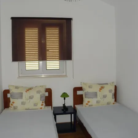 Brekalo Apartment
