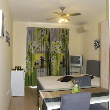 Brekalo Apartment *