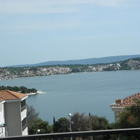 Brekalo Apartment